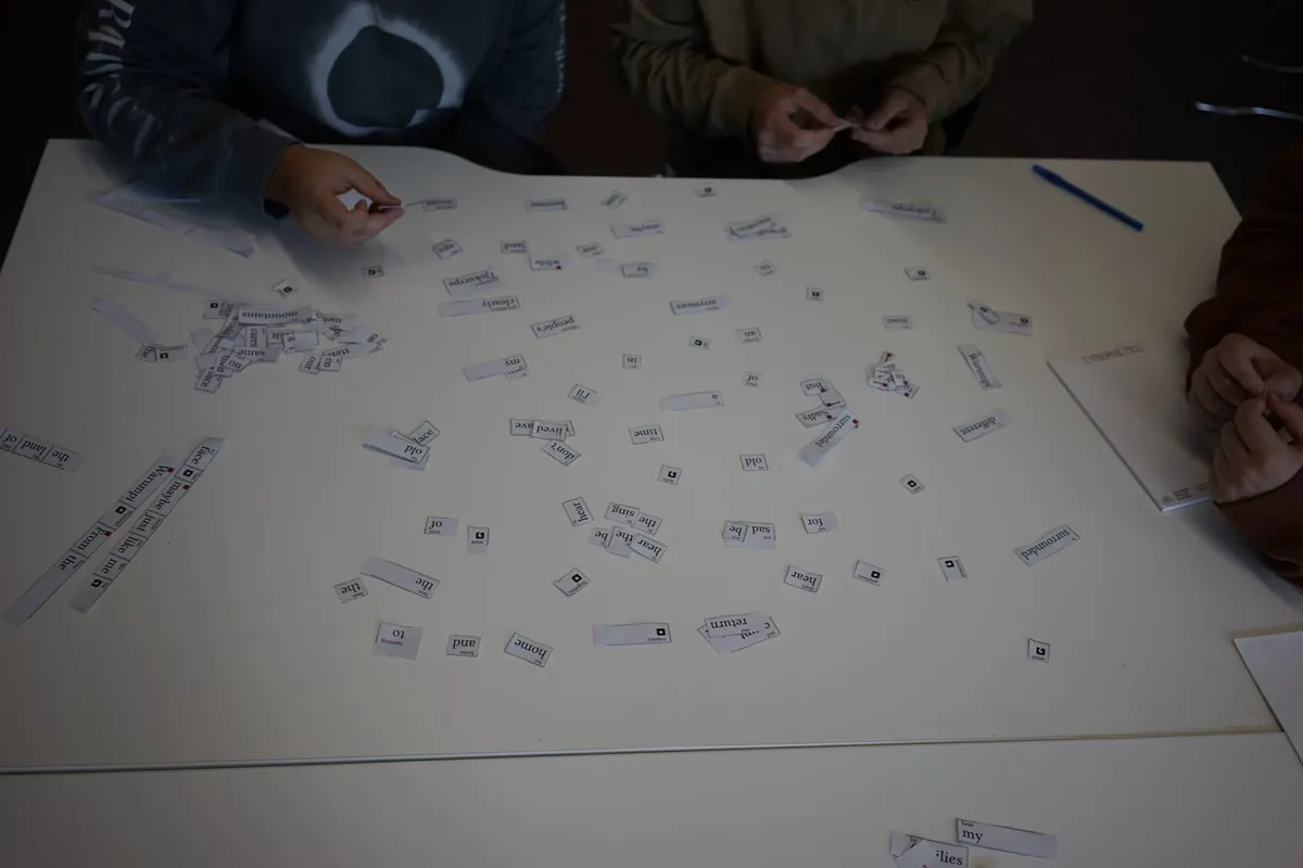 English word tokens: home, return, hear, the, sung, and, to, my